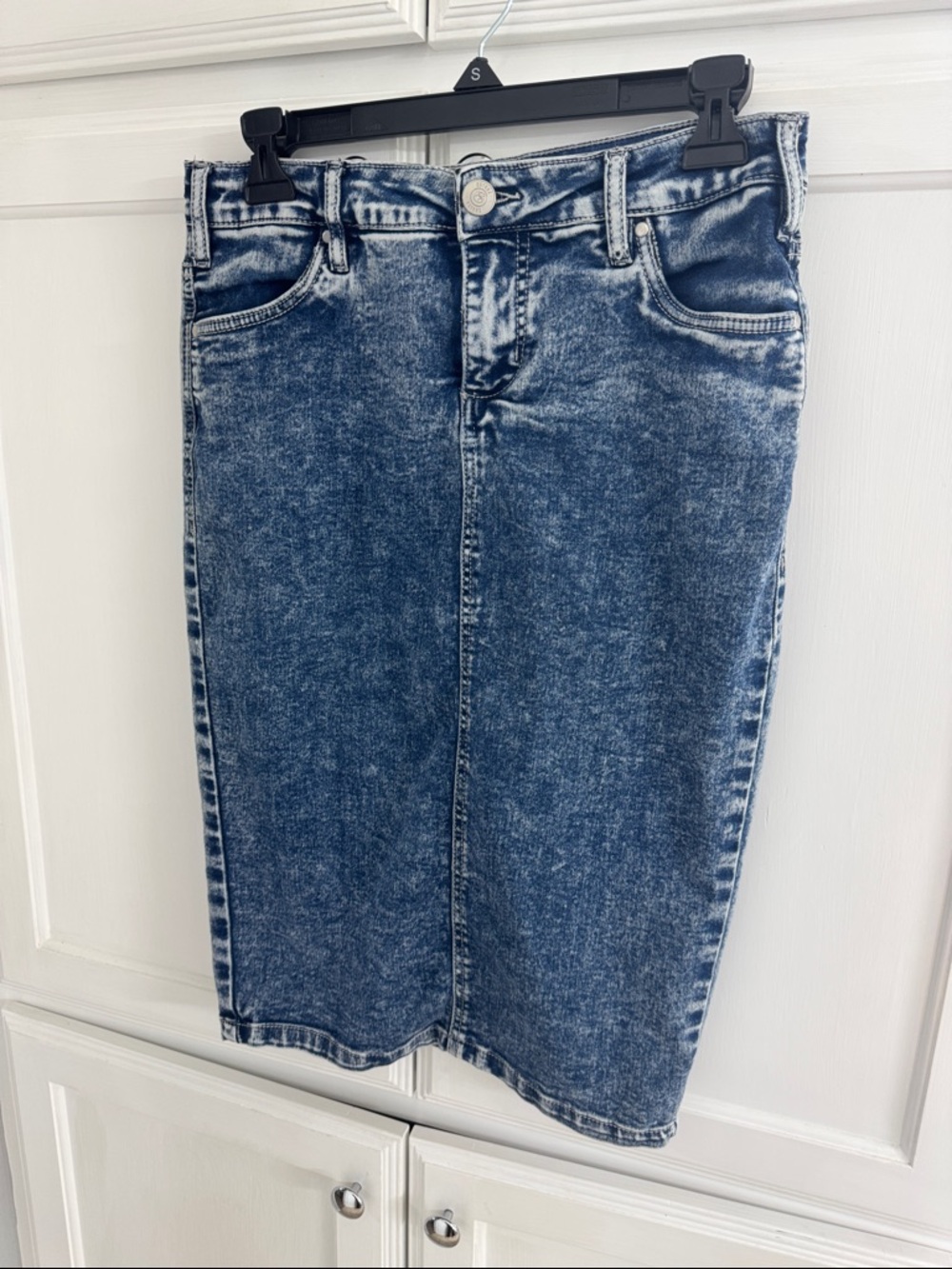 Classic Acid-Wash Denim Midi Skirt - Blue